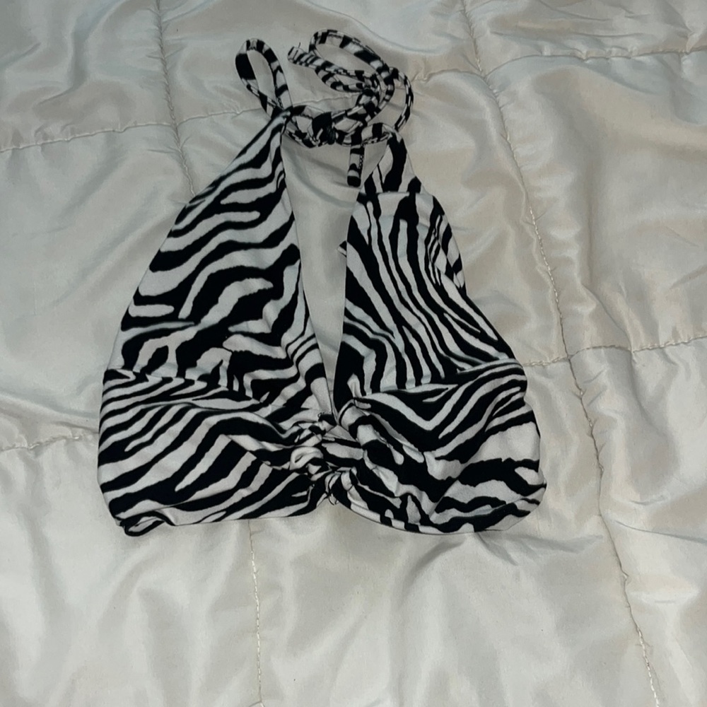 halter crop top